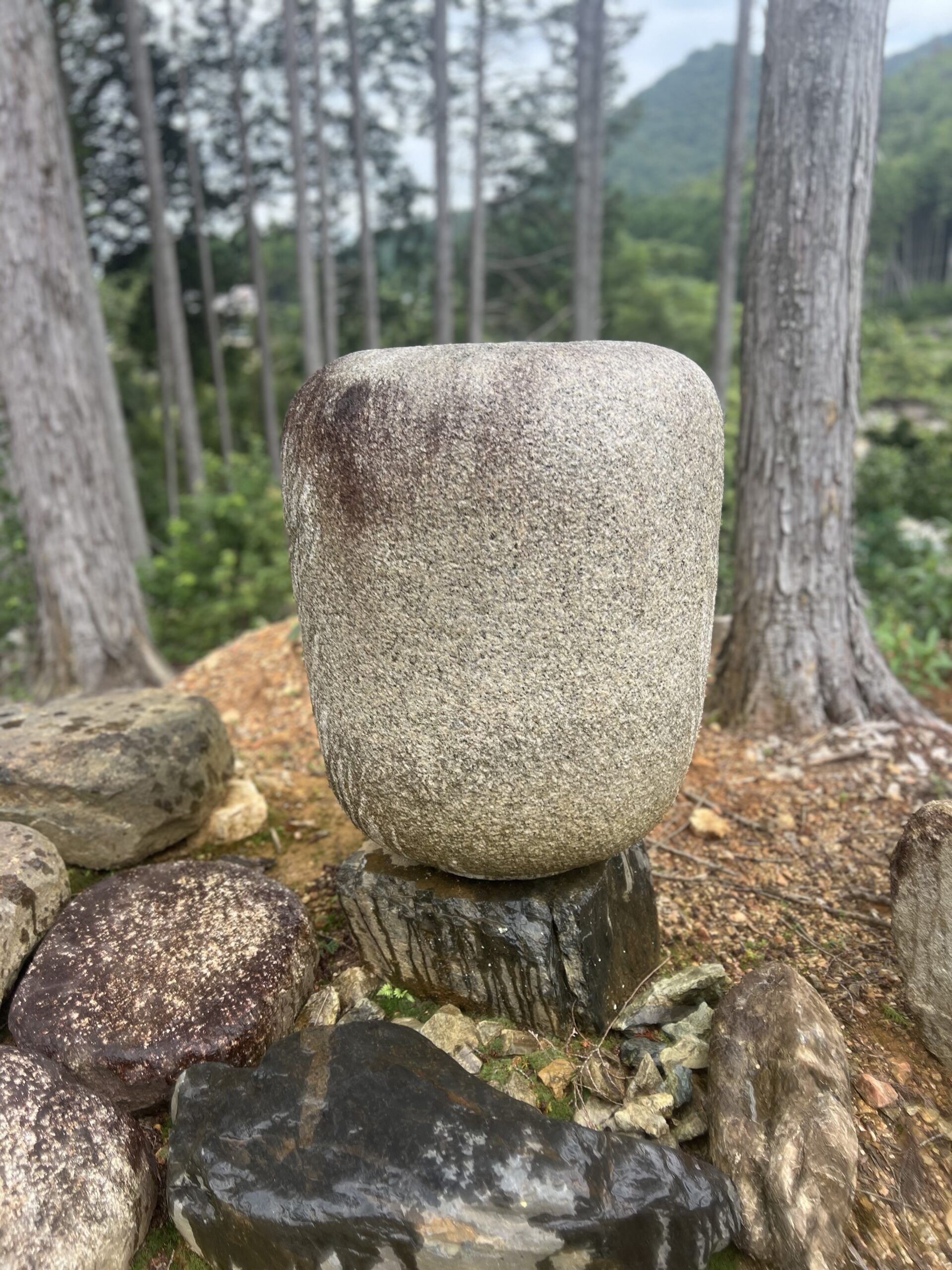 在庫している棗型手水鉢 | 洛西ガーデン｜京都｜坪庭から 大規模寺院