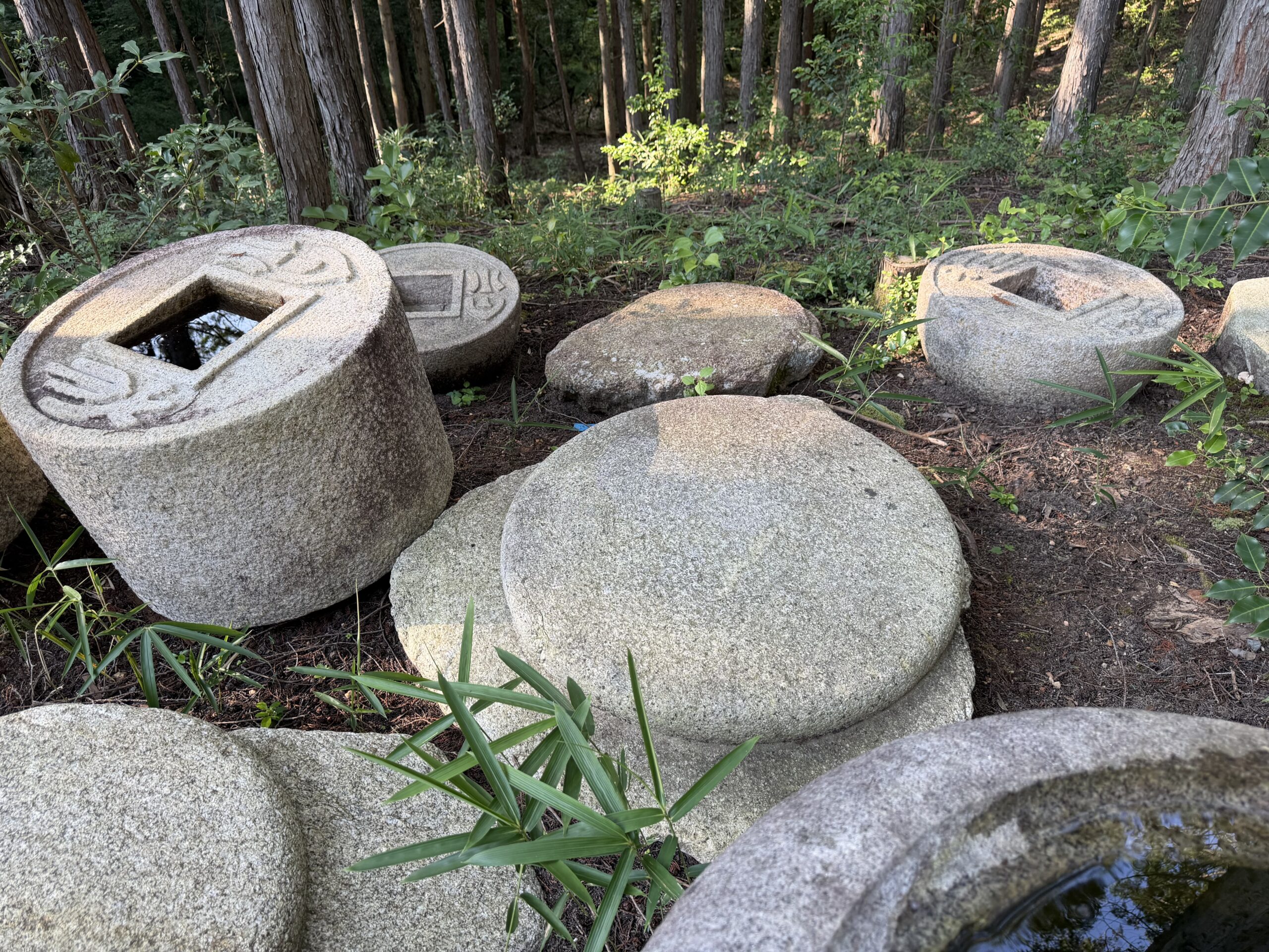 庭伽藍石の在庫 | 洛西ガーデン｜京都｜坪庭から 大規模寺院まで 様々
