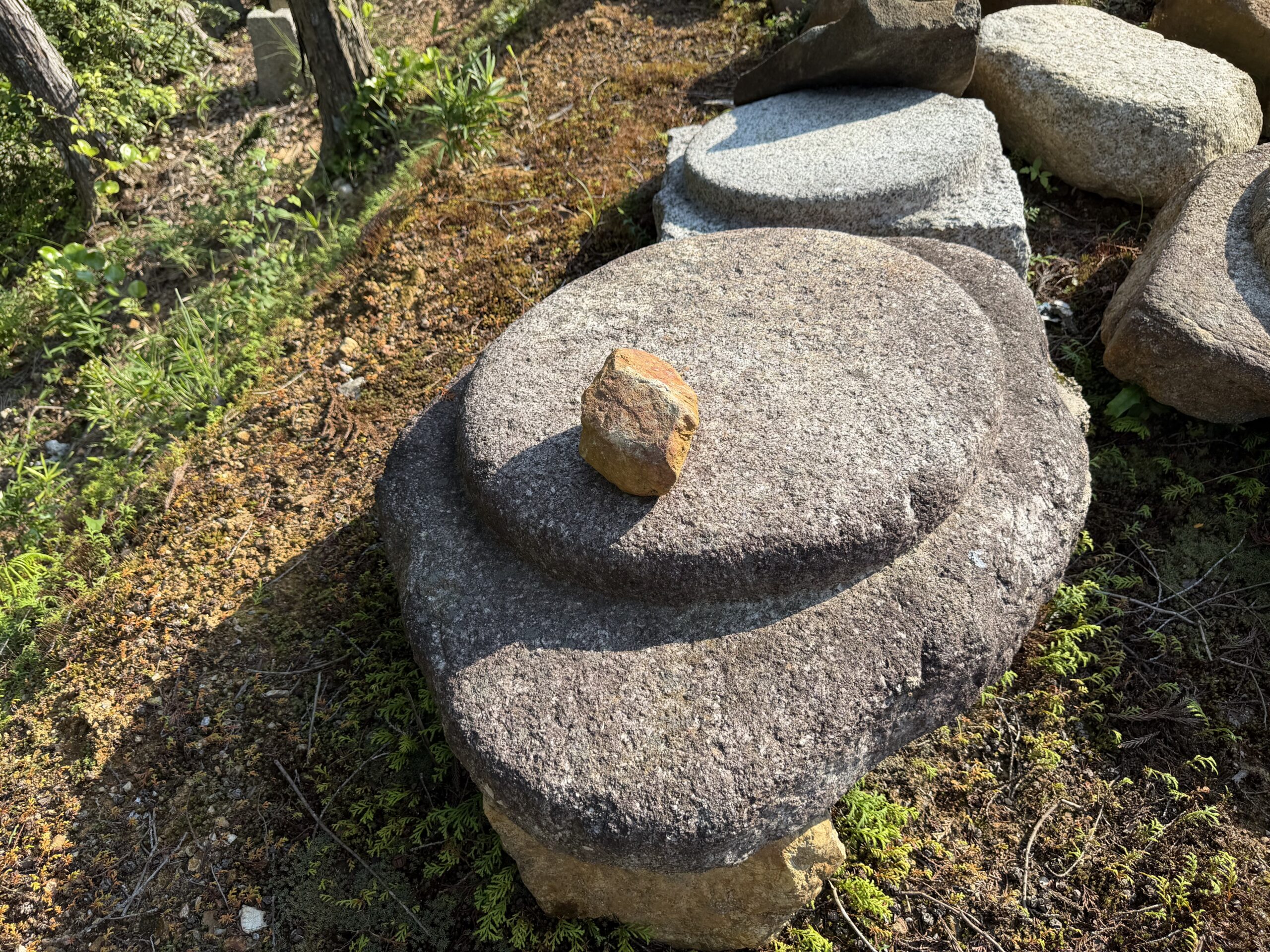 庭伽藍石の在庫 | 洛西ガーデン｜京都｜坪庭から 大規模寺院まで 様々
