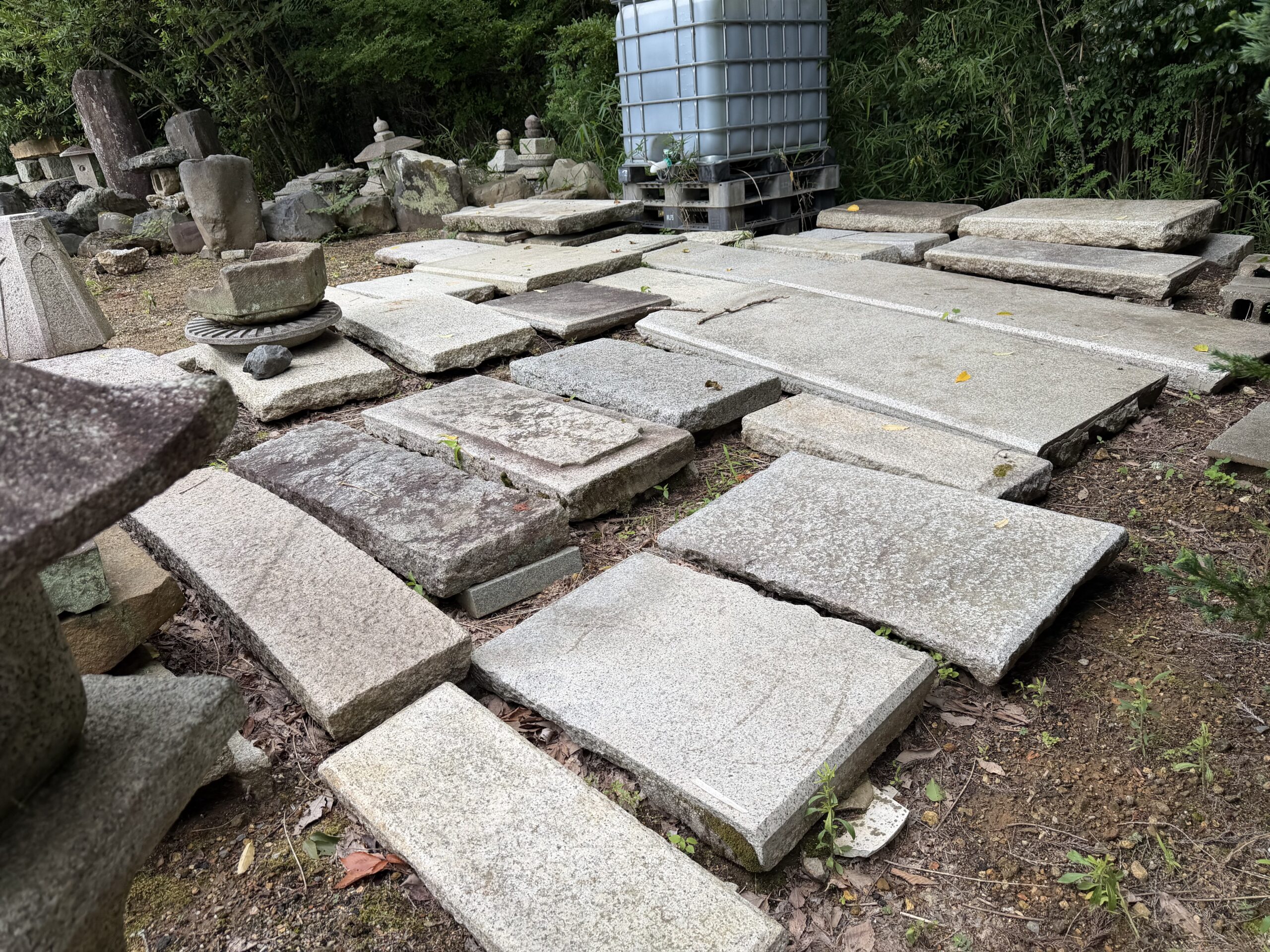 古材の踏込石の在庫 | 洛西ガーデン｜京都｜坪庭から 大規模寺院まで 